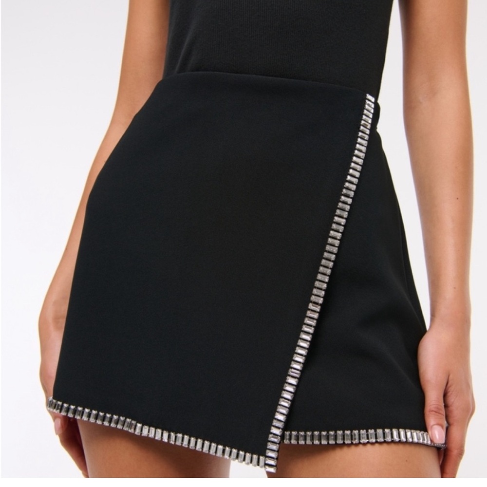 Abercrombie & Fitch rhinestone black skirt nwt